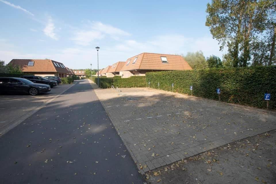 Holiday home Vlak Aan Plopsaland En De Zee
